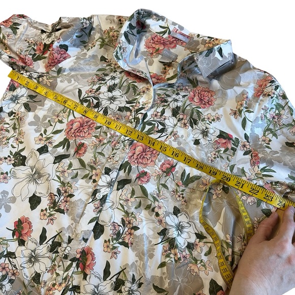Chico’s Pink Green Floral No Iron Button Down Shirt Size 16 Chic Stretch Comfy - Picture 12 of 12